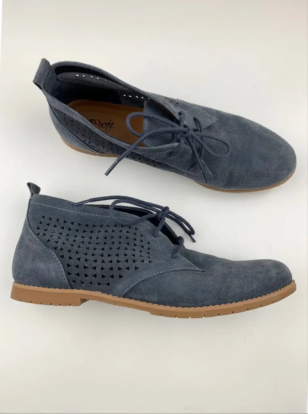 Eurosoft by Sofft Emmeline Ankle Boots Chukka Blue Suede Perforated Women's 10